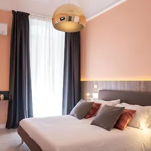 https://ita-domus.taorminaitalyhotels.com
