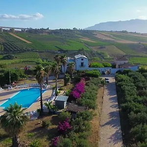 Fattoria Manostalla Chiarelli Vakantieboerderij