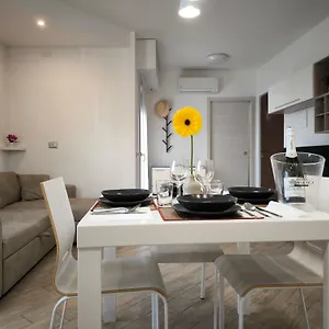 https://la-dimora-sul-lido.hotelsalgherosardinia.com